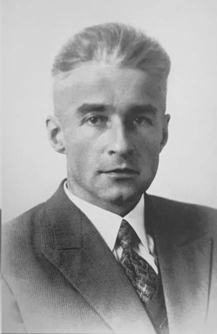 Михаил Аркадьевич Салазкин